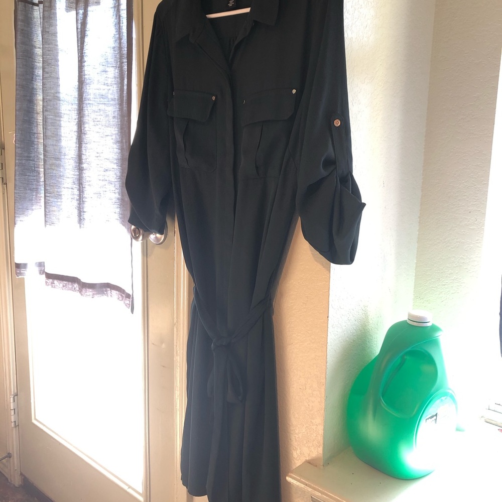 Dress - Picture 3 of 7